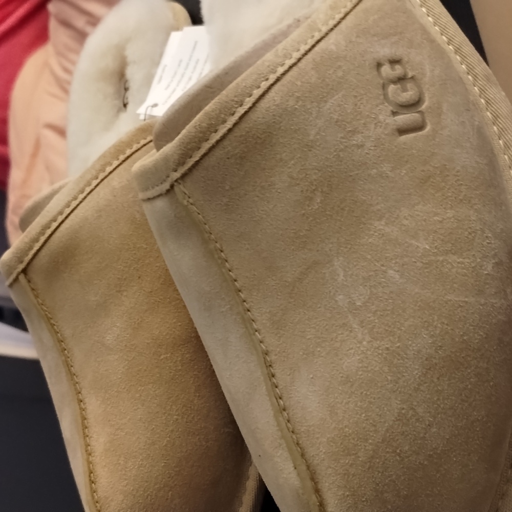 Ugg men